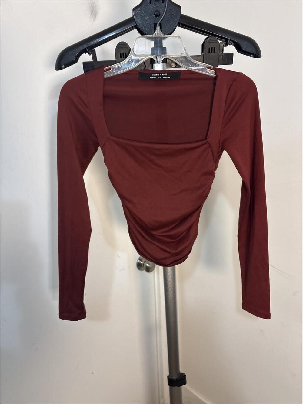Urban Outfitters Silence + Noise Women’s Burgundy Long Sleeve Top Size Small